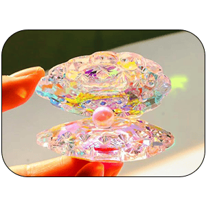 Colorful crystal spinning top toy with iridescent finish, perfect for kids and holiday gift gifting, emphasizing fun and engaging play.